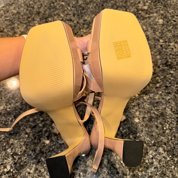 Women Platform Pyramid Heeled Sandals, Elegant Open Toe Ankle Strap Sandals - Picture 3 of 4